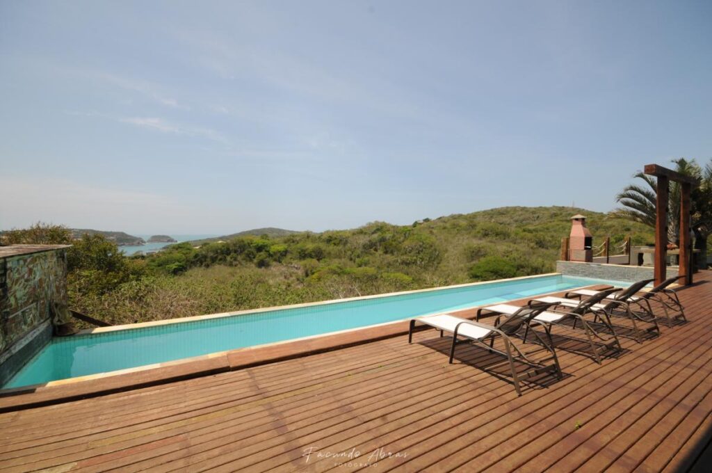 PISCINA-BLUEBERRY-BEACH-HOUSE-VSTA-BUZIOS